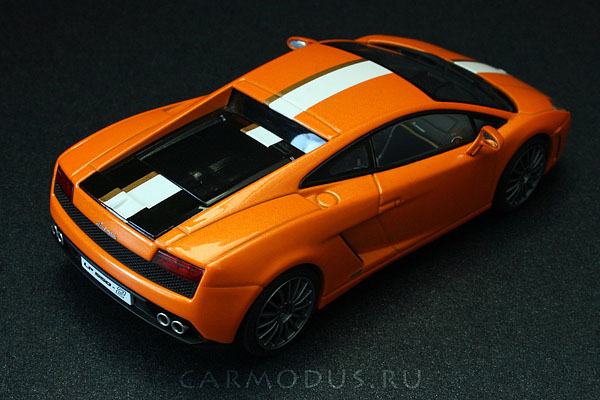 Lamborghini Gallardo LP550-2 Valentino Balboni (2009) - AUTOArt 1:43