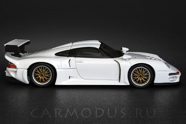 Porsche 911 GT1 (1996) exclusive for Kyosho – MINICHAMPS 1:43